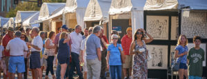 A crowd at the Saint Louis Art Fair