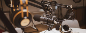 microphone and headphoens